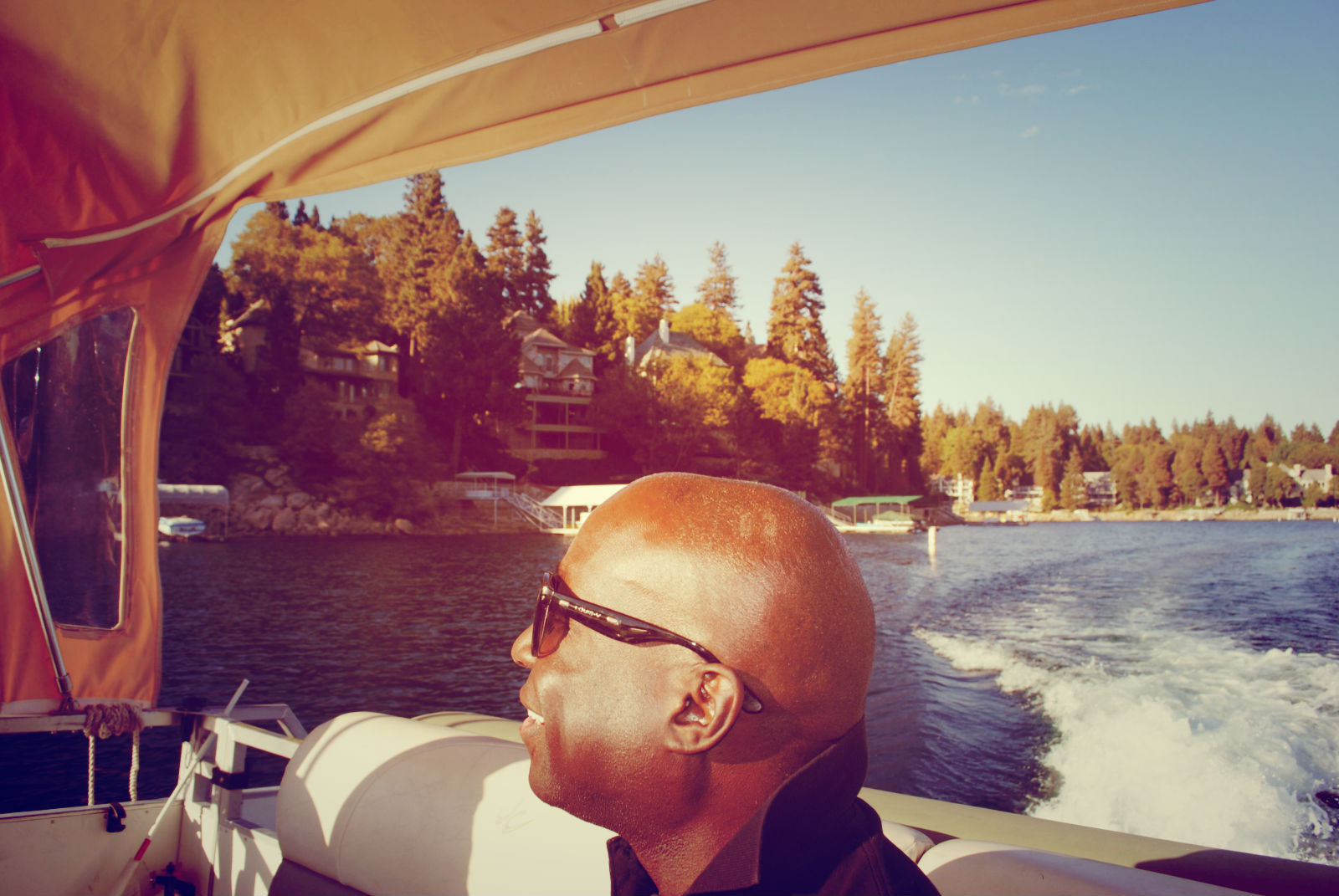 Sunset cruise on the lake