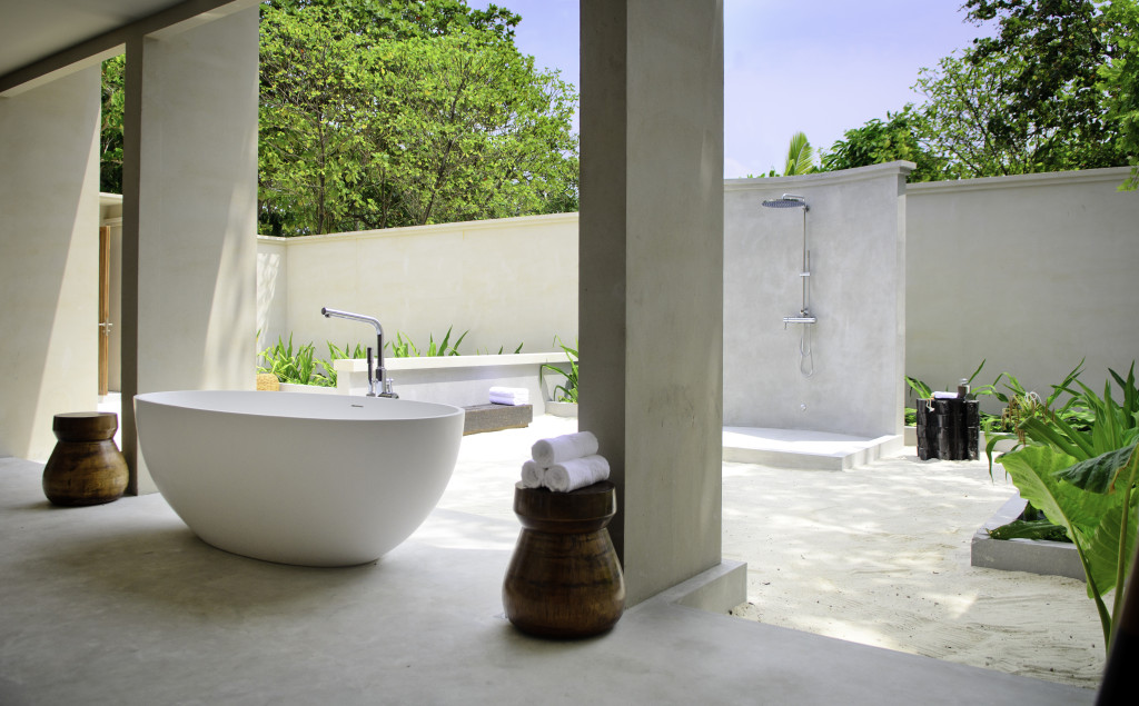 Bathe in Paradise, Amilla Beach House Bathroom