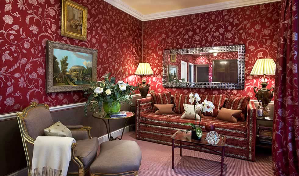 Victoria and Albert Suite, Sitting Room