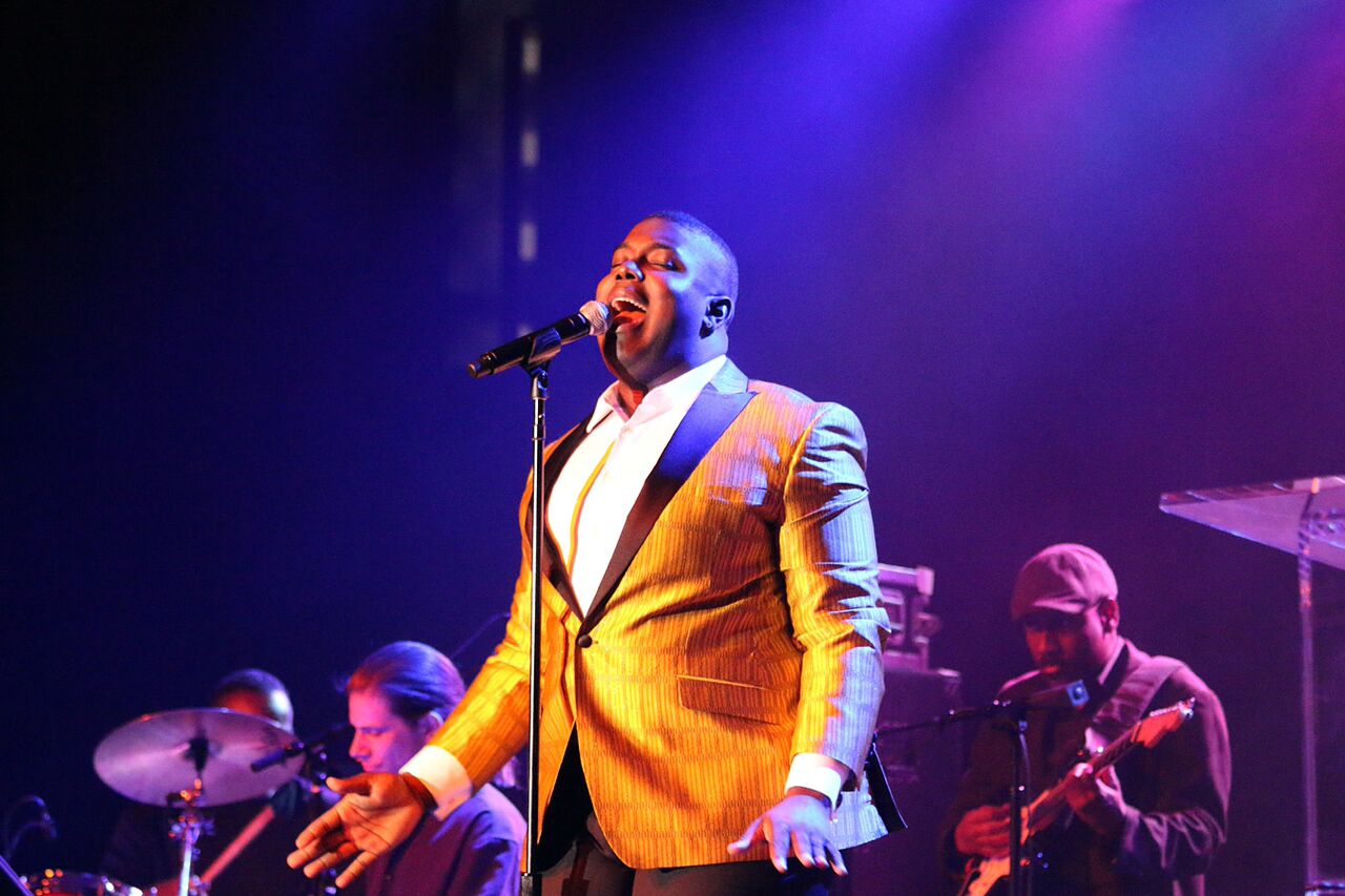 Jacob Lusk performs a mash up of Adele & Cee-Lo